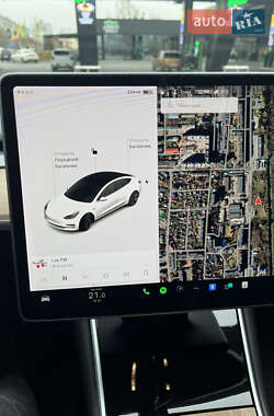 Седан Tesla Model 3 2018 в 