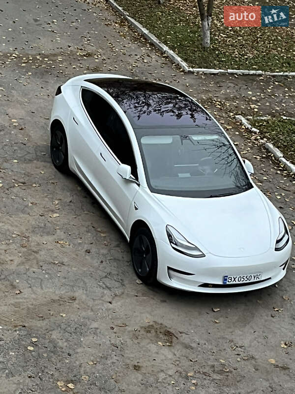 Седан Tesla Model 3 2018 в Хмельницькому