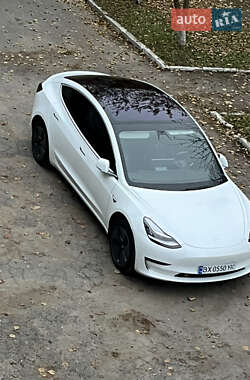 Седан Tesla Model 3 2018 в 