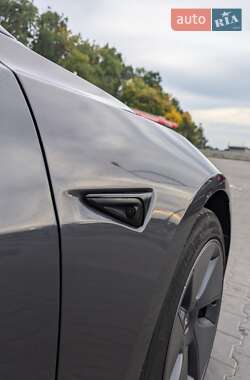 Седан Tesla Model 3 2020 в Луцьку