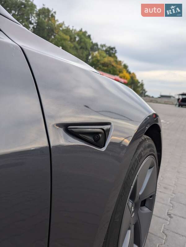 Седан Tesla Model 3 2020 в Луцьку
