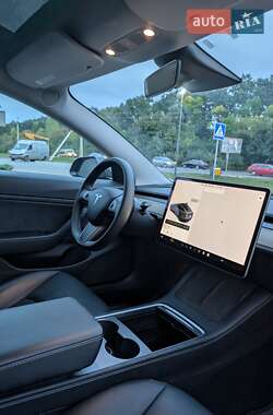 Седан Tesla Model 3 2020 в Луцьку