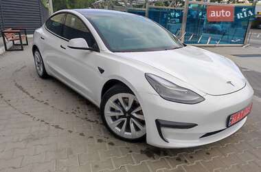 Седан Tesla Model 3 2020 в Києві