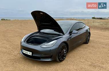 Седан Tesla Model 3 2023 в Одесі