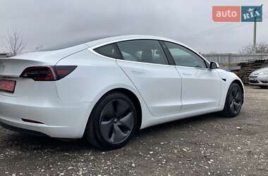 Седан Tesla Model 3 2020 в Луцьку