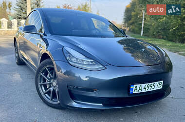 Седан Tesla Model 3 2019 в Фастове