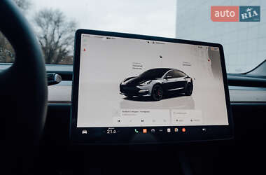 Седан Tesla Model 3 2022 в Кременчуге