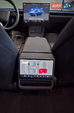 Седан Tesla Model 3 2023 в Днепре фото 28 Седан Tesla Model 3 2023 в Днепре