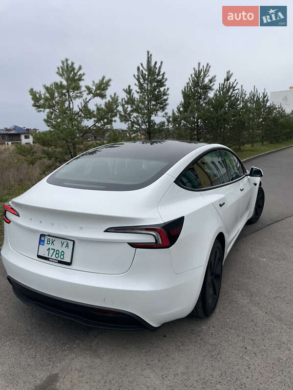 Седан Tesla Model 3 2024 в Ровно фото 6 Седан Tesla Model 3 2024 в Ровно