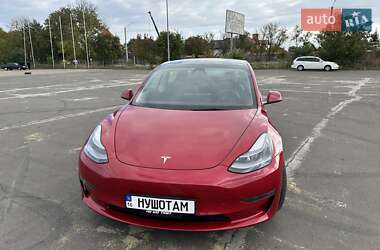 Седан Tesla Model 3 2022 в Одессе