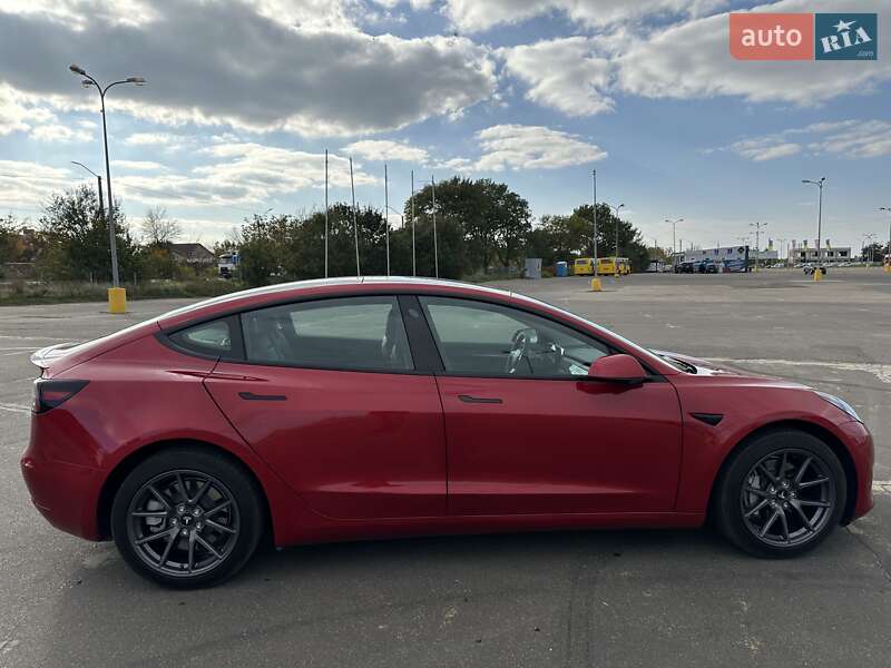 Седан Tesla Model 3 2022 в Одесі