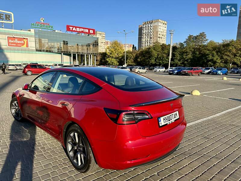 Седан Tesla Model 3 2022 в Одесі
