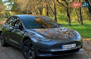 Седан Tesla Model 3 2023 в Одессе