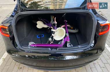 Седан Tesla Model 3 2018 в 