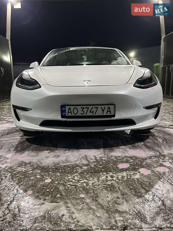Седан Tesla Model 3 2021 в Виноградове фото 2 Седан Tesla Model 3 2021 в Виноградове