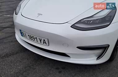 Седан Tesla Model 3 2021 в Полтаве