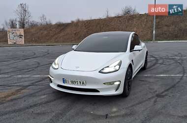 Седан Tesla Model 3 2021 в Полтаве