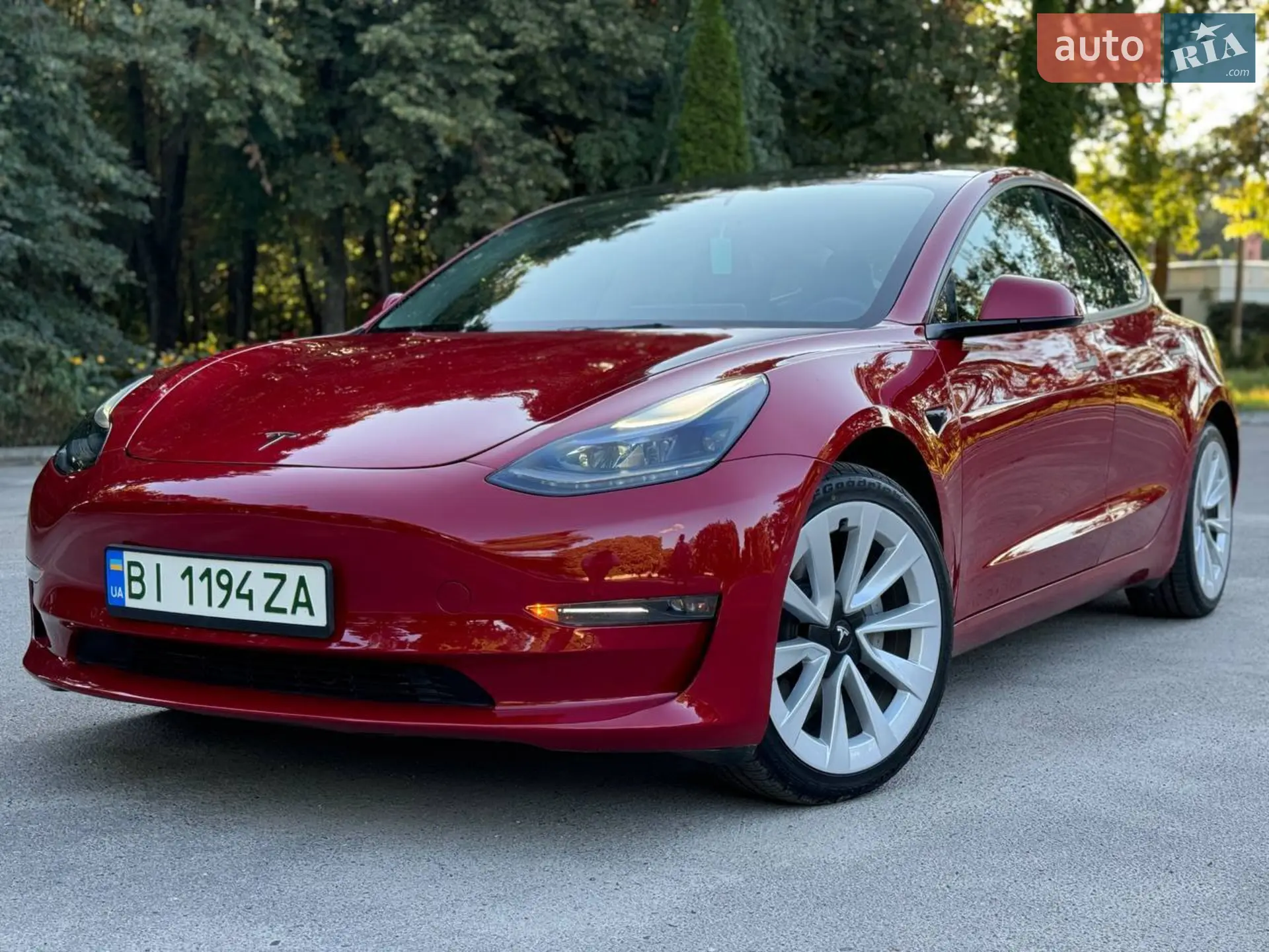 2022 Tesla Model 3 - фото 1