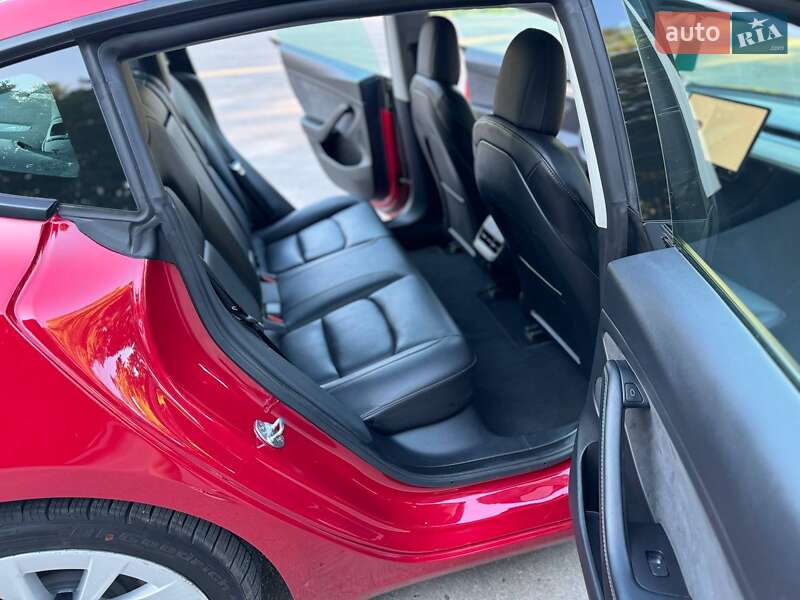 Седан Tesla Model 3 2022 в Полтаві фото 17 Седан Tesla Model 3 2022 в Полтаві