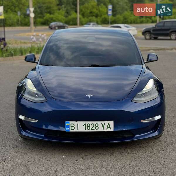 Седан Tesla Model 3 2021 в Львове фото 3 Седан Tesla Model 3 2021 в Львове