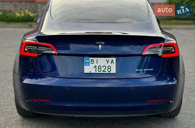 Седан Tesla Model 3 2021 в Львове фото 5 Седан Tesla Model 3 2021 в Львове