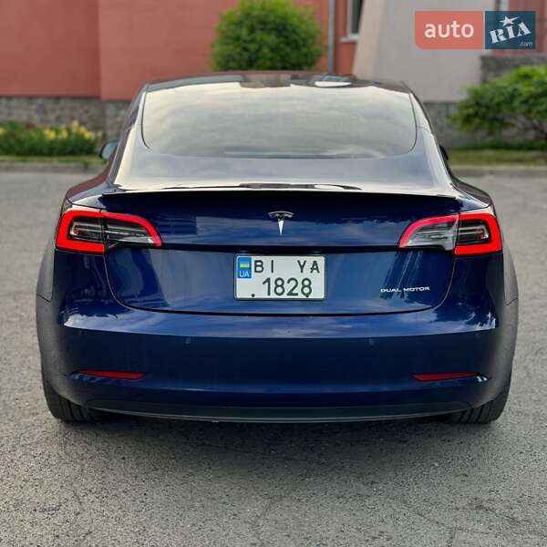 Седан Tesla Model 3 2021 в Львове фото 5 Седан Tesla Model 3 2021 в Львове