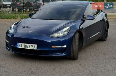 Седан Tesla Model 3 2021 в Львове фото 10 Седан Tesla Model 3 2021 в Львове