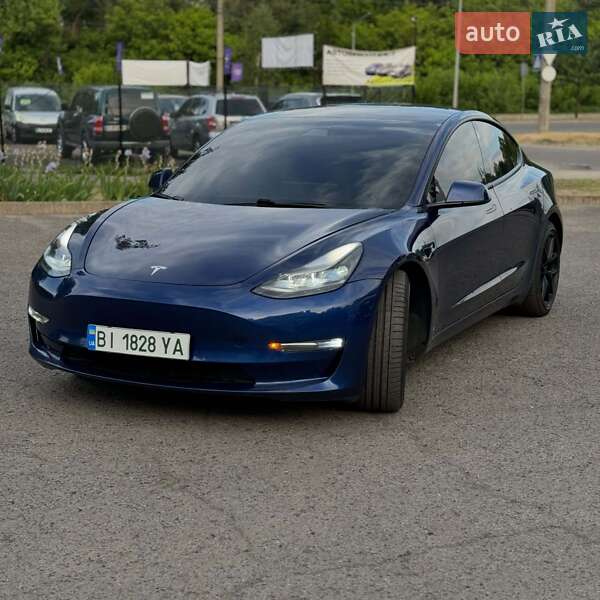 Седан Tesla Model 3 2021 в Львове фото 10 Седан Tesla Model 3 2021 в Львове