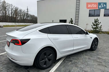 Седан Tesla Model 3 2020 в Луцке