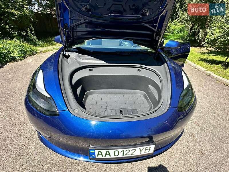 Седан Tesla Model 3 2021 в Киеве фото 18 Седан Tesla Model 3 2021 в Киеве