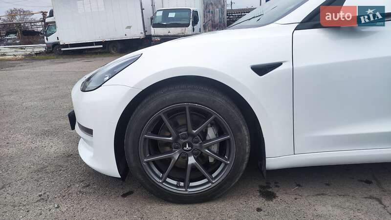 Седан Tesla Model 3 2020 в Одессе