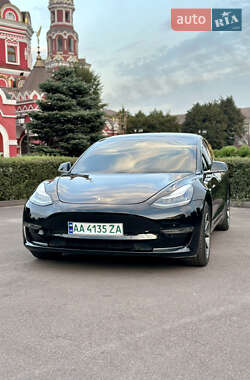 Седан Tesla Model 3 2018 в 