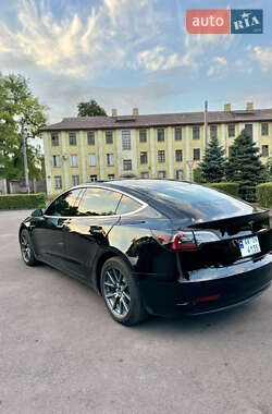 Седан Tesla Model 3 2018 в 
