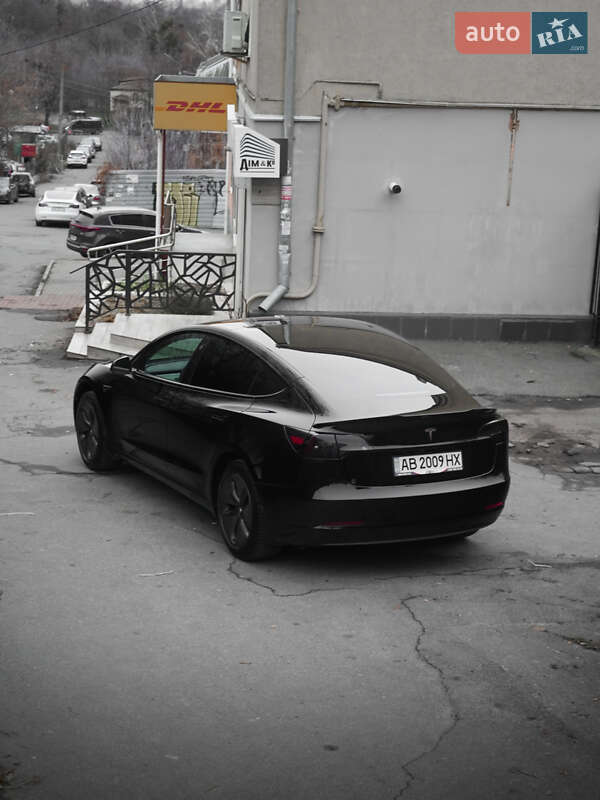 Tesla Model 3 2019