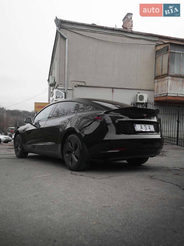 Седан Tesla Model 3 2019 в Вінниці
