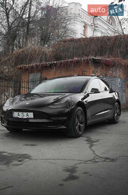 Седан Tesla Model 3 2019 в 