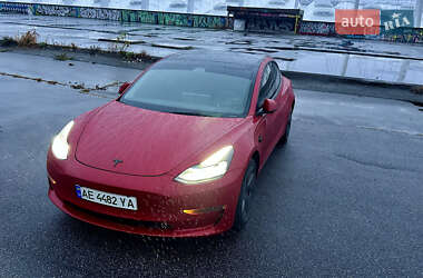 Седан Tesla Model 3 2023 в Киеве
