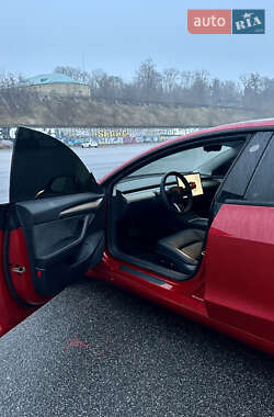 Седан Tesla Model 3 2023 в Киеве