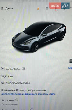 Седан Tesla Model 3 2023 в Кривом Роге