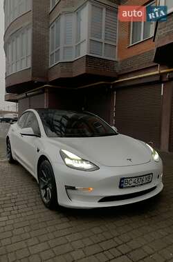 Седан Tesla Model 3 2022 в Львові