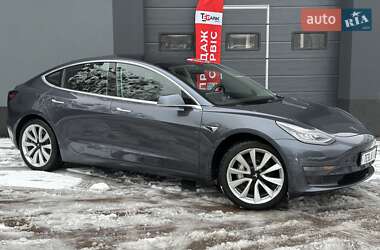 Седан Tesla Model 3 2018 в Киеве