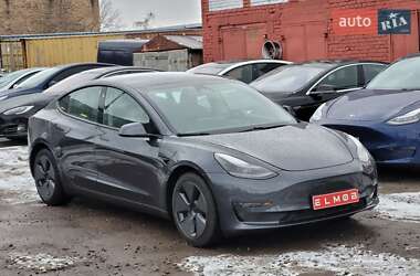 Седан Tesla Model 3 2023 в Киеве