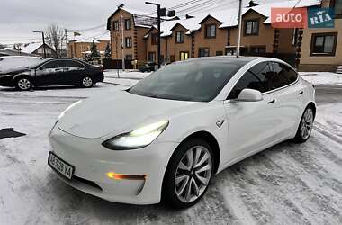 Седан Tesla Model 3 2020 в Вінниці