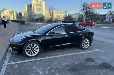 Седан Tesla Model 3 2018 в Києві