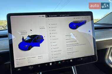 Седан Tesla Model 3 2019 в 