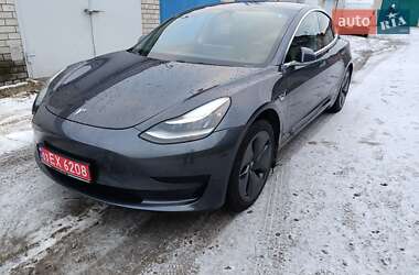 Седан Tesla Model 3 2019 в Дніпрі