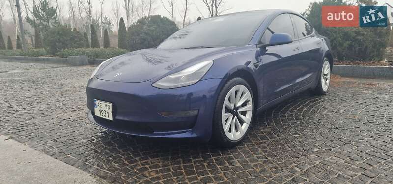 Седан Tesla Model 3 2022 в Дніпрі