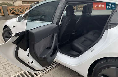 Седан Tesla Model 3 2019 в Одесі