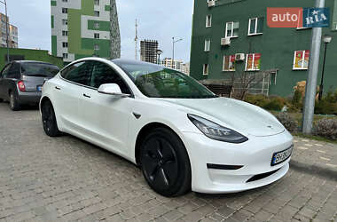 Седан Tesla Model 3 2019 в Одесі