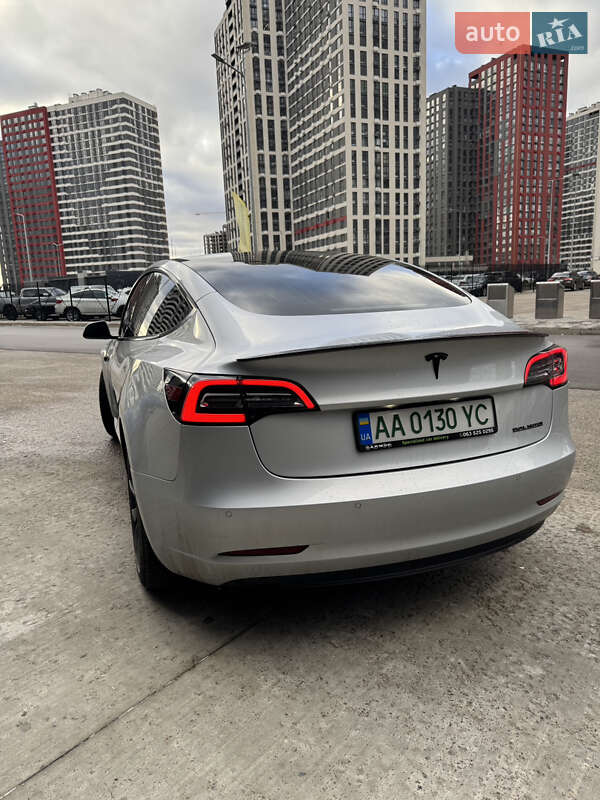 Седан Tesla Model 3 2018 в Киеве фото 4 Седан Tesla Model 3 2018 в Киеве
